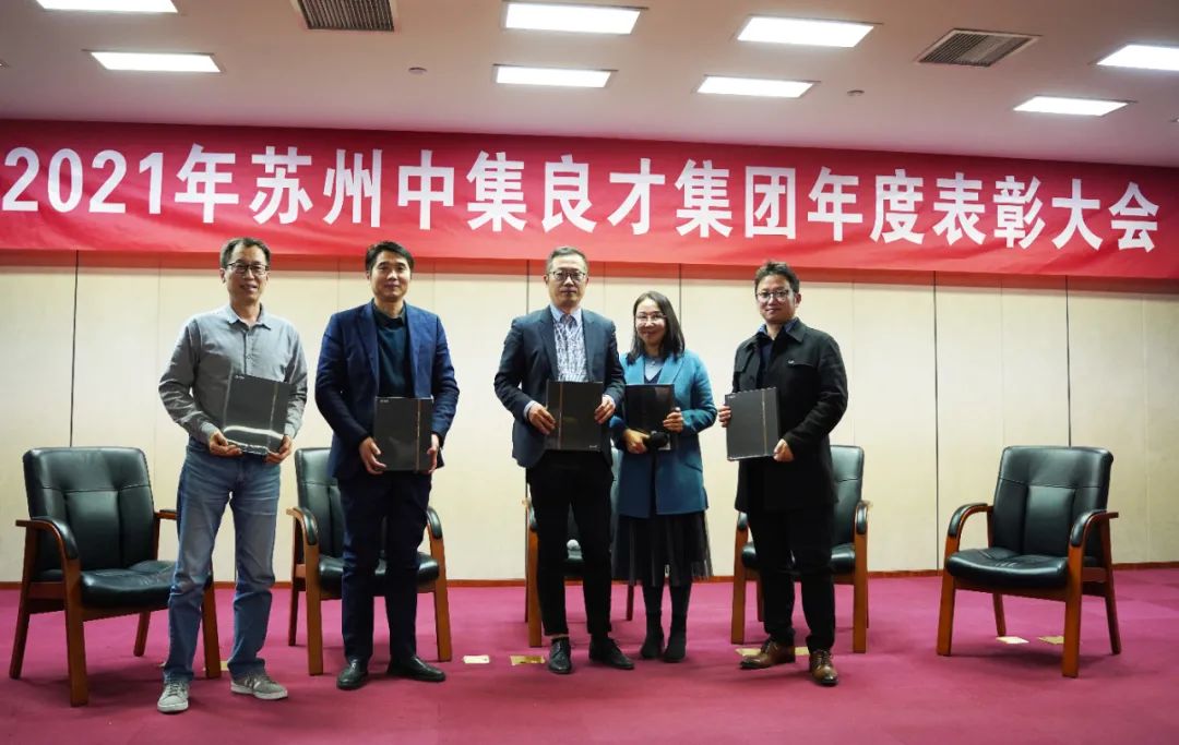 感恩相伴 携手共创下一个奇迹! 感恩相伴 携手共创下一个奇迹!